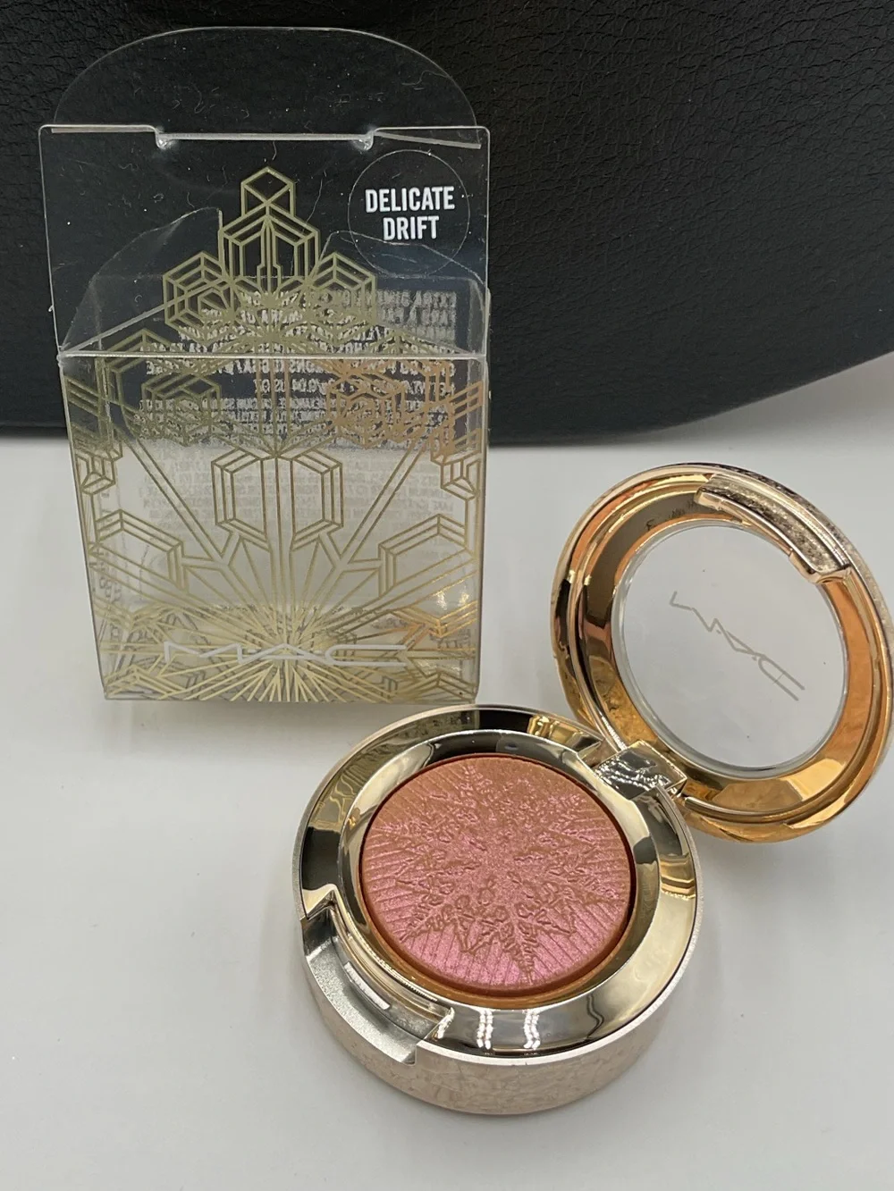 MAC Cosmetics Extra Dimension Eyeshadow Delicate Drift - BNIB, LE Discontinued